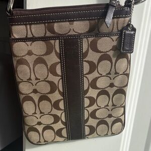NWOT Coach Tan and Brown Signature Shoulder Bag